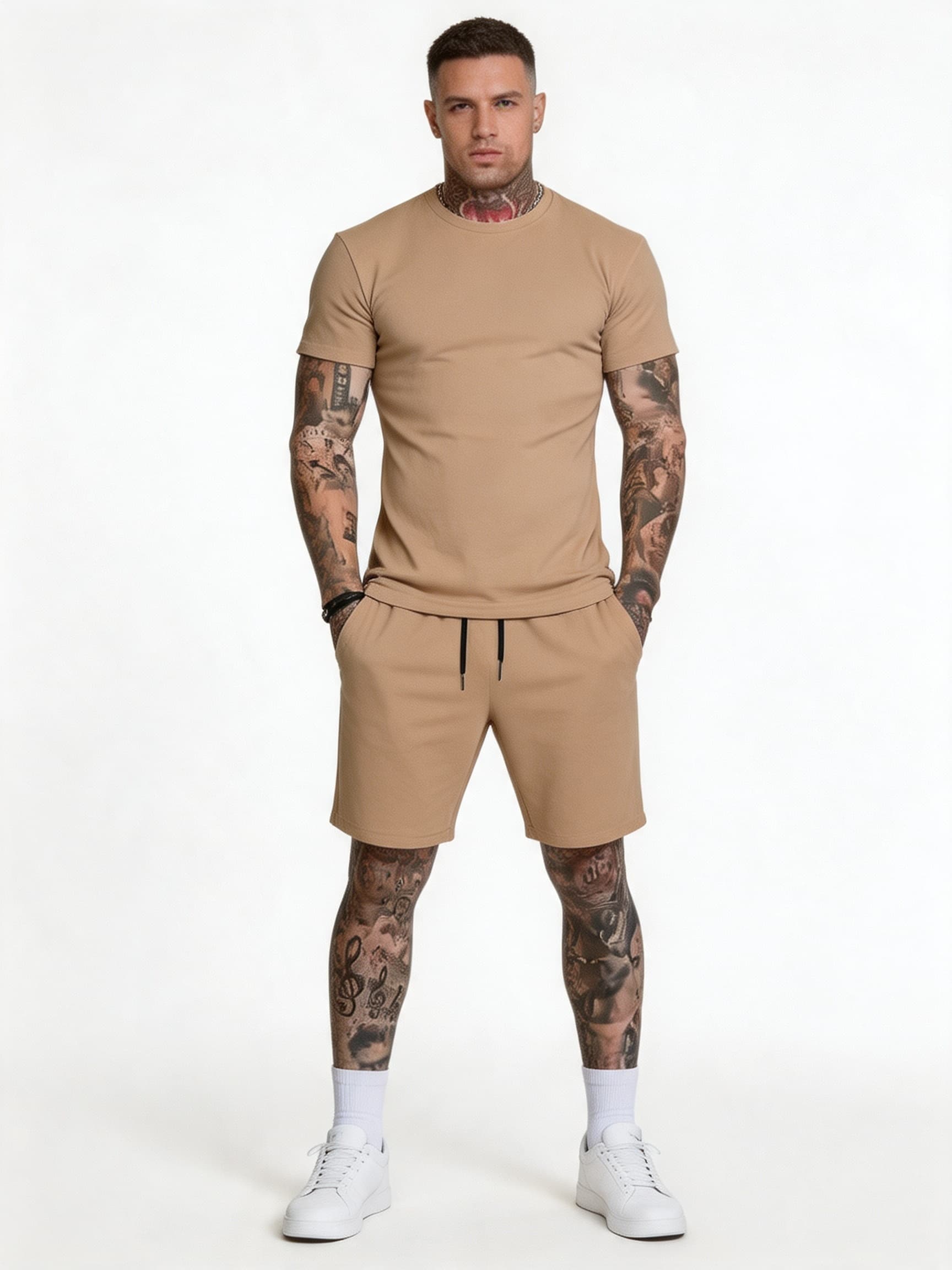 Conjunto Deportivo Informal de - Women And Men Fashion reseña y precio